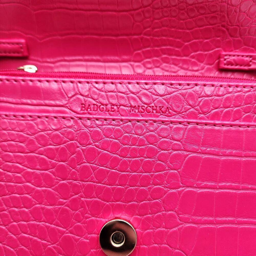 NWT BADGLEY MISCHKA PINK CROSSBODY BAG MSRP$99 VEGAN LEATHER - Picture 11 of 16